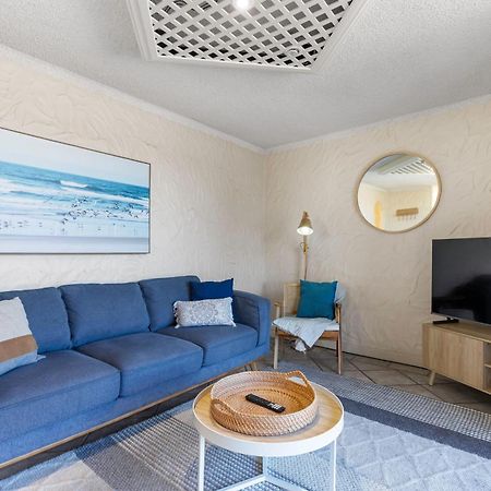 Bayswaterfront Apartments Аделейд Екстериор снимка