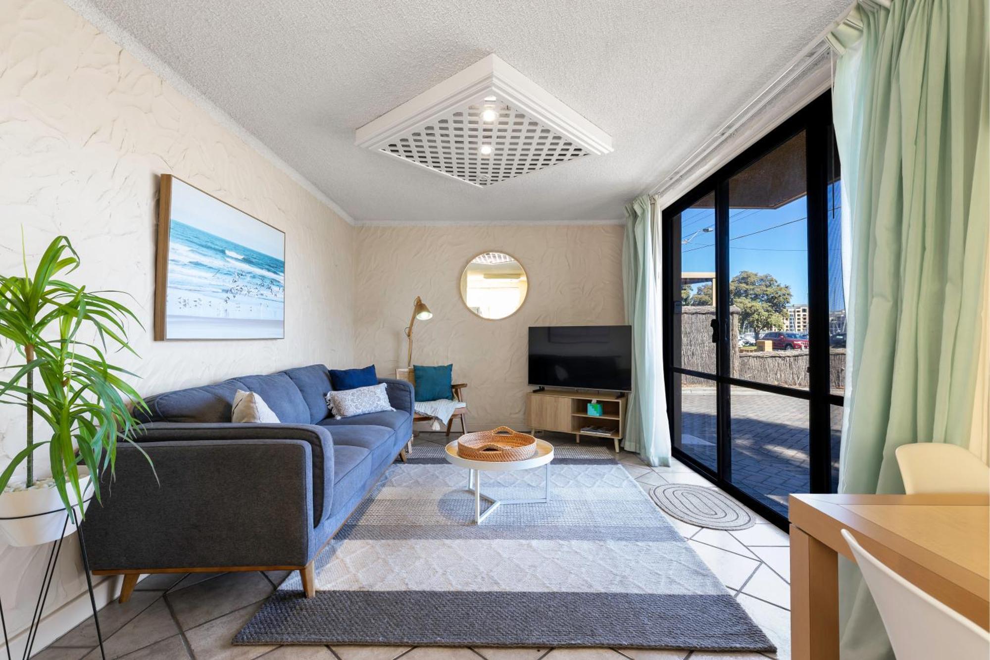Bayswaterfront Apartments Аделейд Екстериор снимка